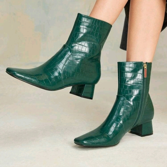 WOMEN'S FASHION BUSINESS CASUAL SIMPLE SQUARE TOE ALLIGATOR PATTERN Ankle Boots - Picture 1 of 6
